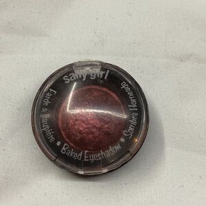 Baked Eyeshadow - Shimmering Brick Red Eyeshadow🧱